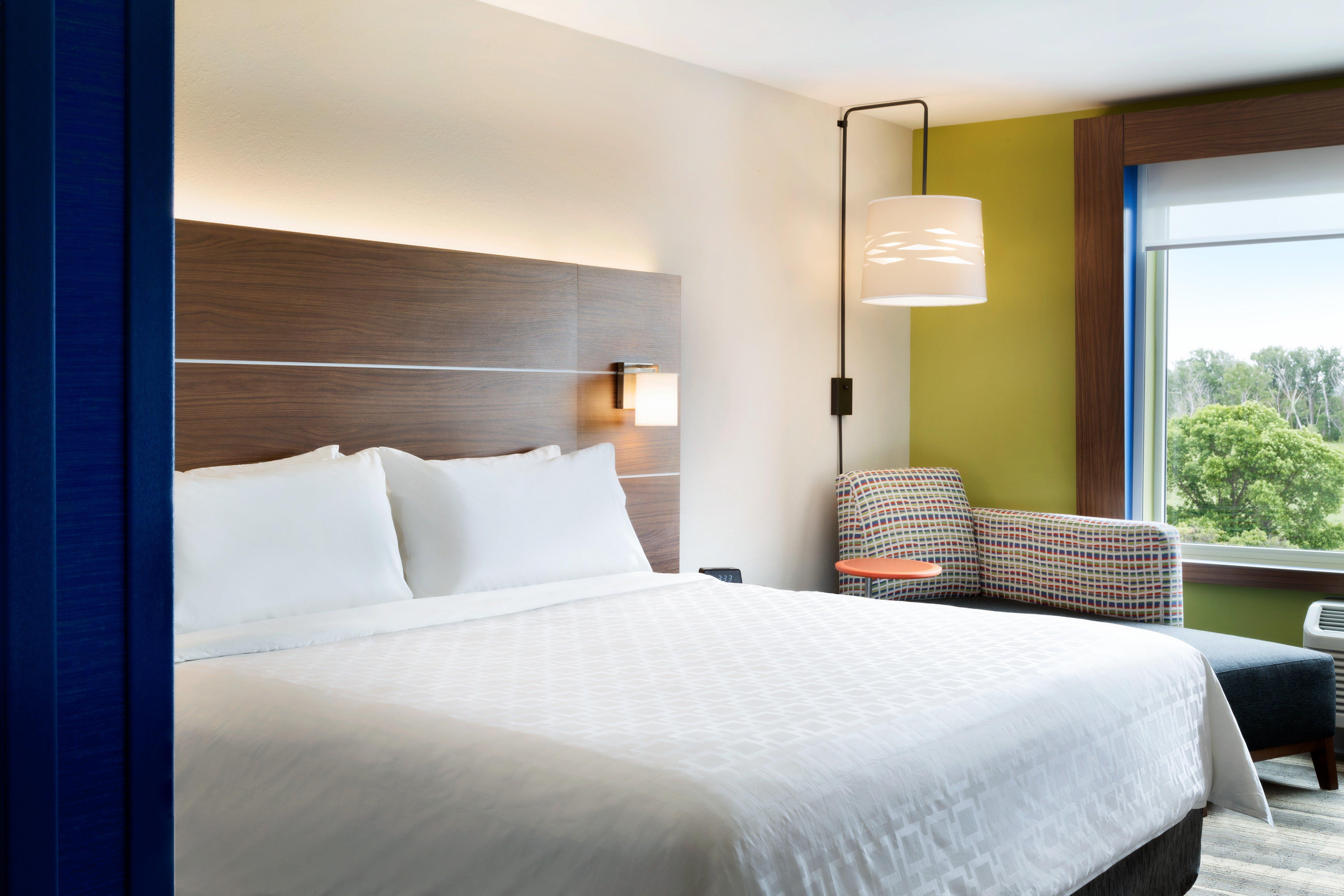 Holiday Inn Express & Suites - Middletown By Ihg Exterior photo